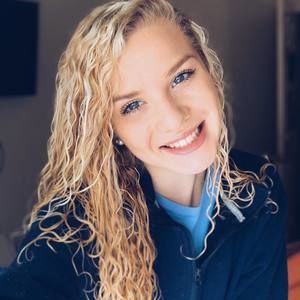 Meet your Posher, Anna